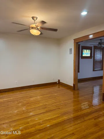 $1,700 | 147 Homestead Avenue, Unit 1, Albany, NY 12203