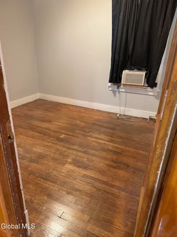 $1,700 | 147 Homestead Avenue, Unit 1, Albany, NY 12203