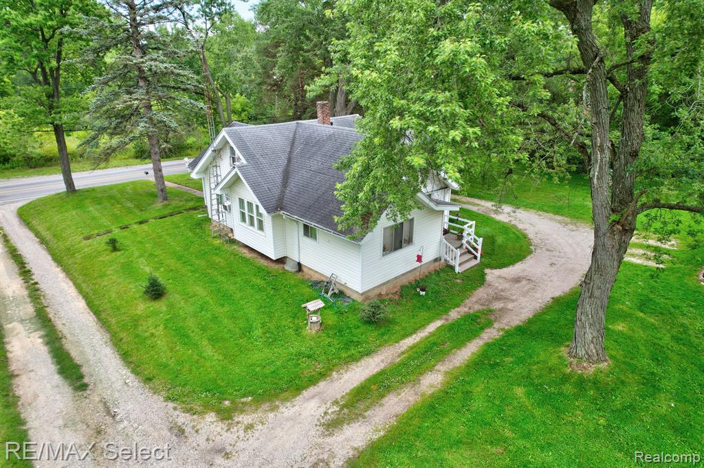 6049 North Irish Road Davison, MI 48423 - Photo 5 of 29