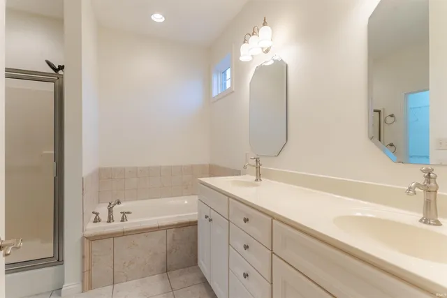 $379,000 | 3203 Takara Drive, Evansville, IN 47715