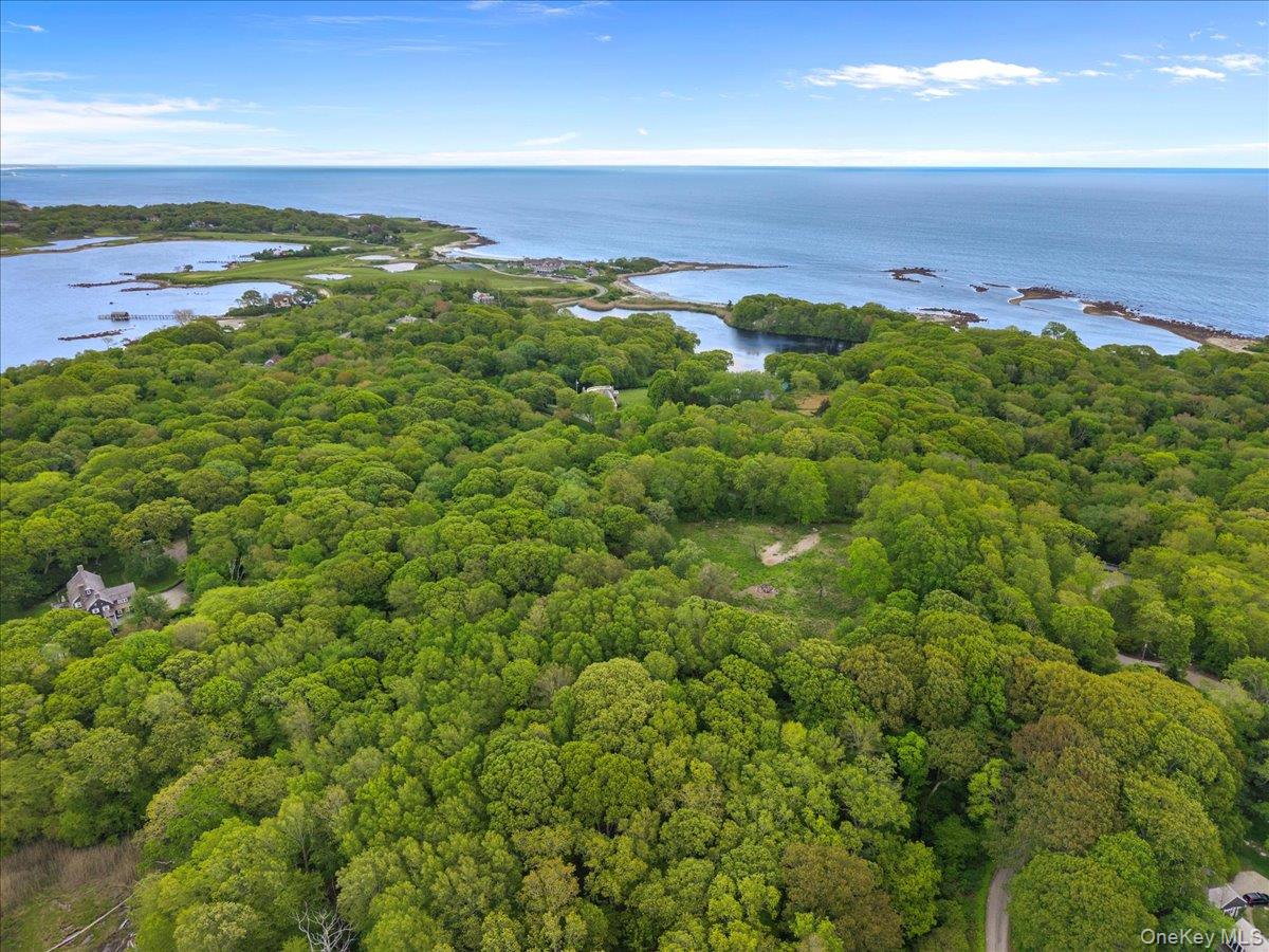 0 East End Road Fishers Island, NY 06390 - Photo 11 of 21 a view of an ocean