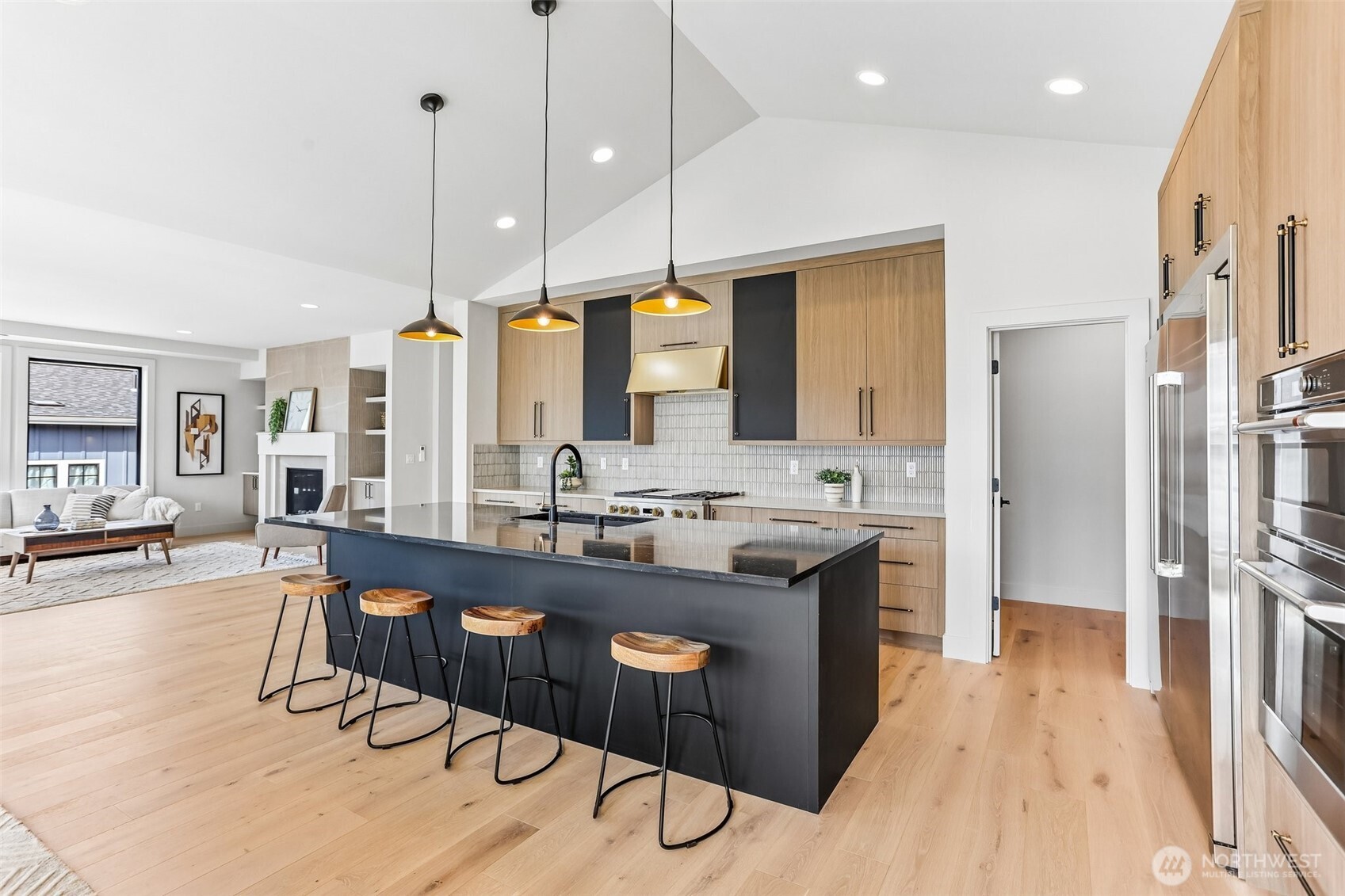 1015 North 35th Street Renton, WA 98056 - Photo 15 of 39 Gallery Image 15