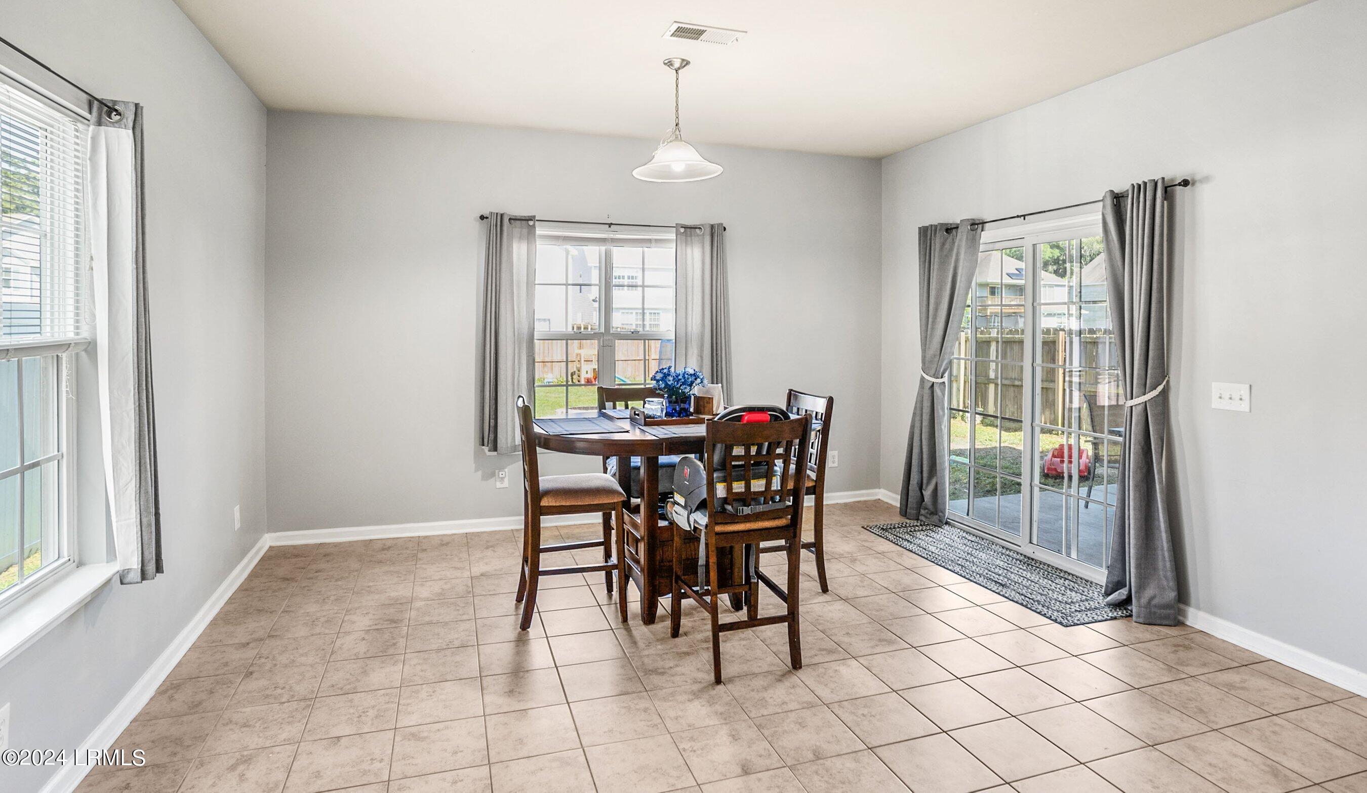 109 Glory Road Beaufort, SC 29906 - Photo 9 of 34 DSC00038-30-1.jpg-SMALL