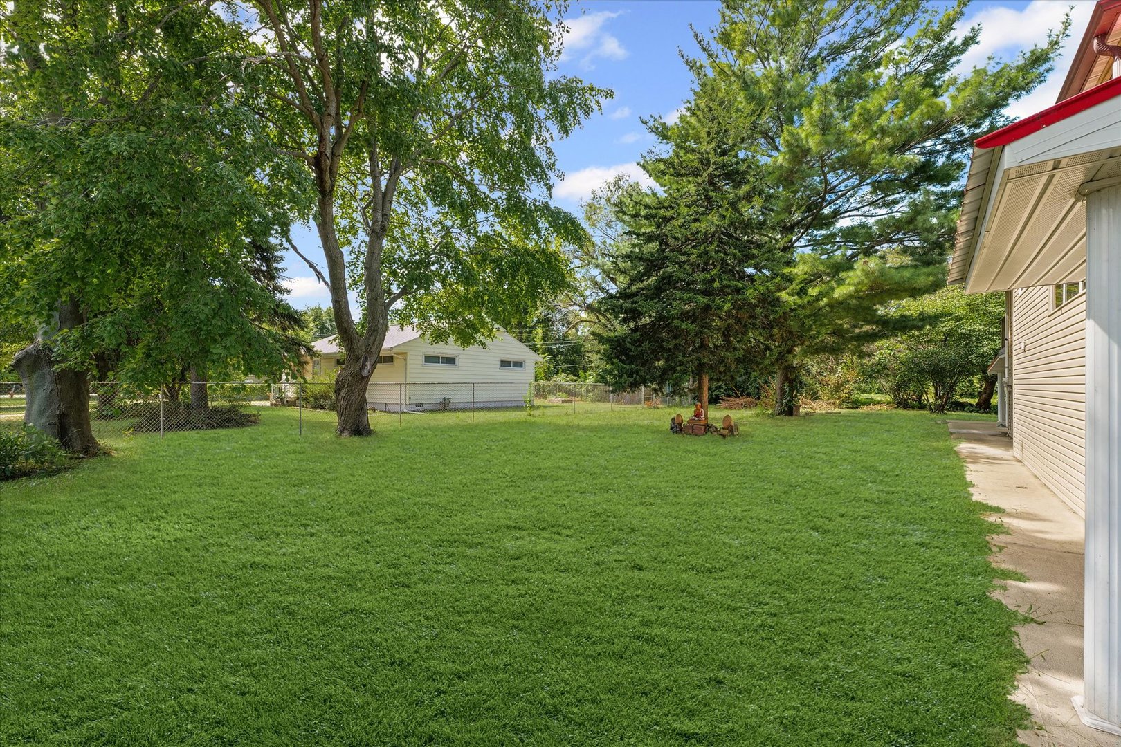 1507 North Ridgeway Avenue Champaign, IL 61821 - Photo 41 of 47