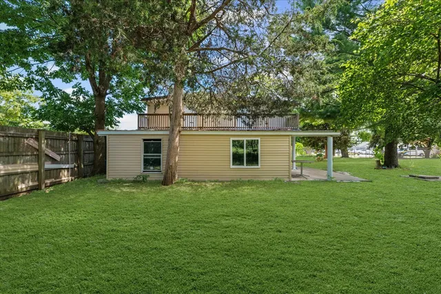 a view of a trees in a yard