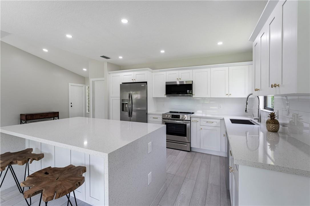 115 Timber Run West Riviera Beach, FL 33407 - Photo 2 of 11 Photo 2