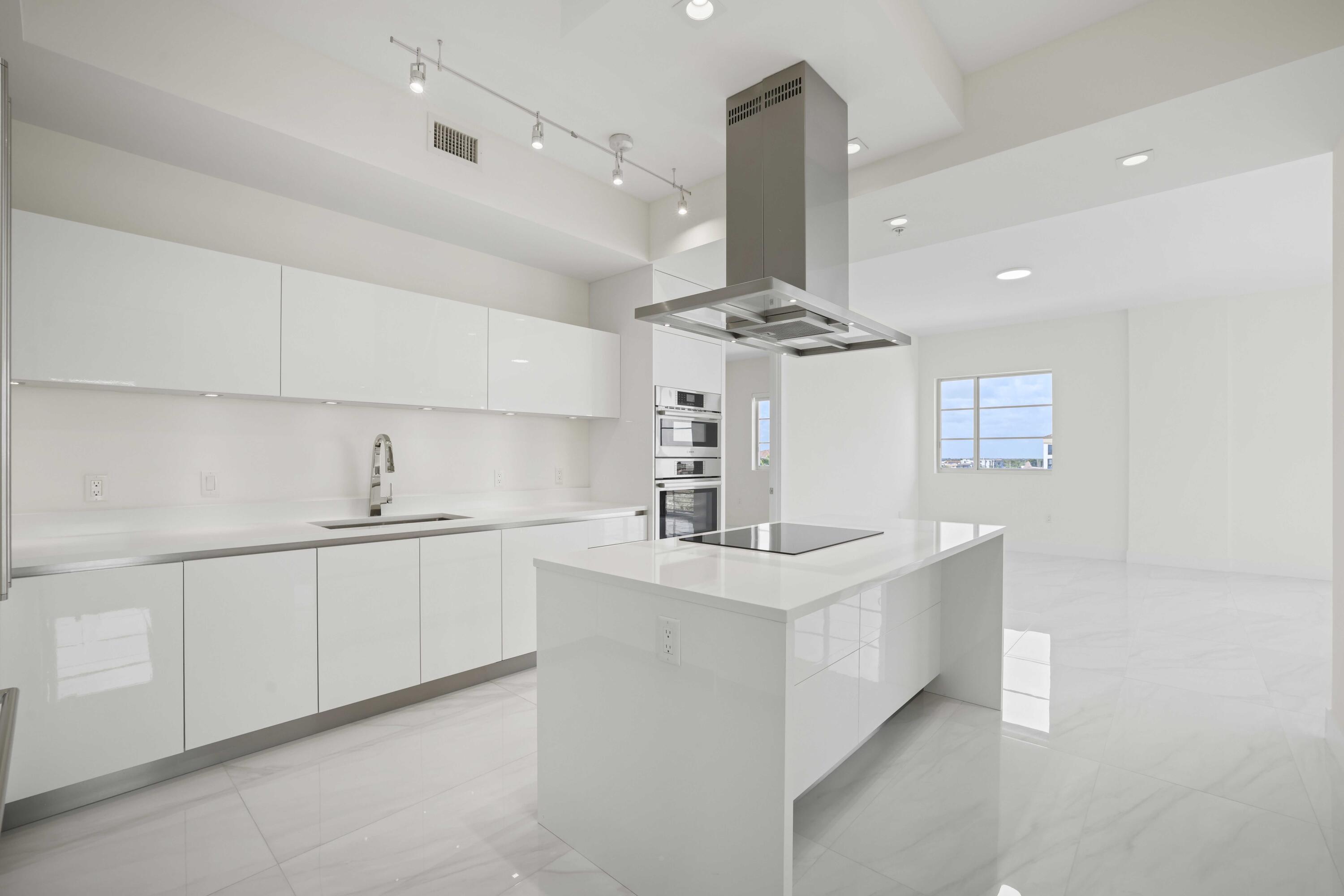 155 East Boca Raton Road, Unit 723 Boca Raton, FL 33432 - Photo 13 of 64 Tower 155 Unit 723 - 1