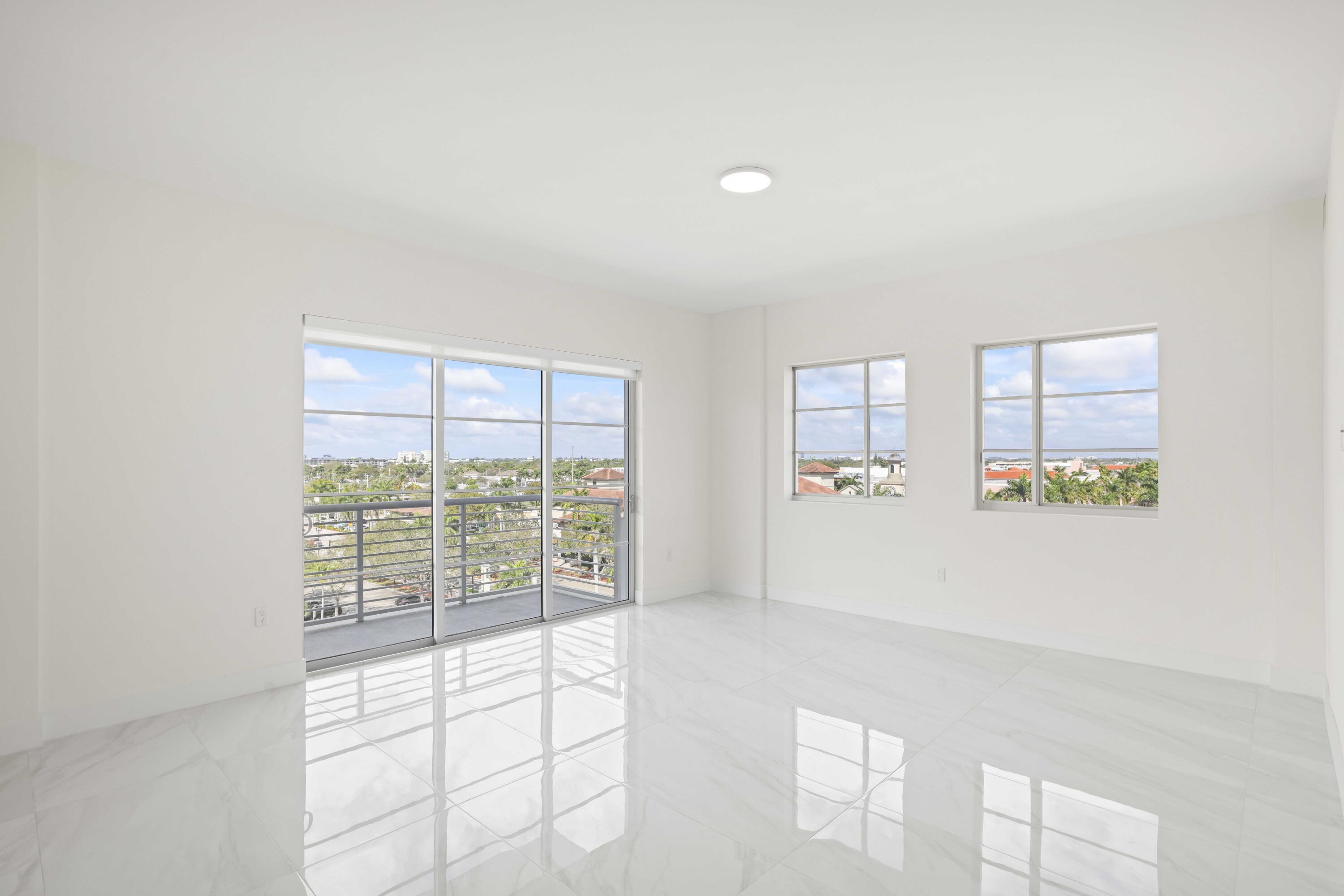 155 East Boca Raton Road, Unit 723 Boca Raton, FL 33432 - Photo 20 of 64 Tower 155 Unit 723 - 12