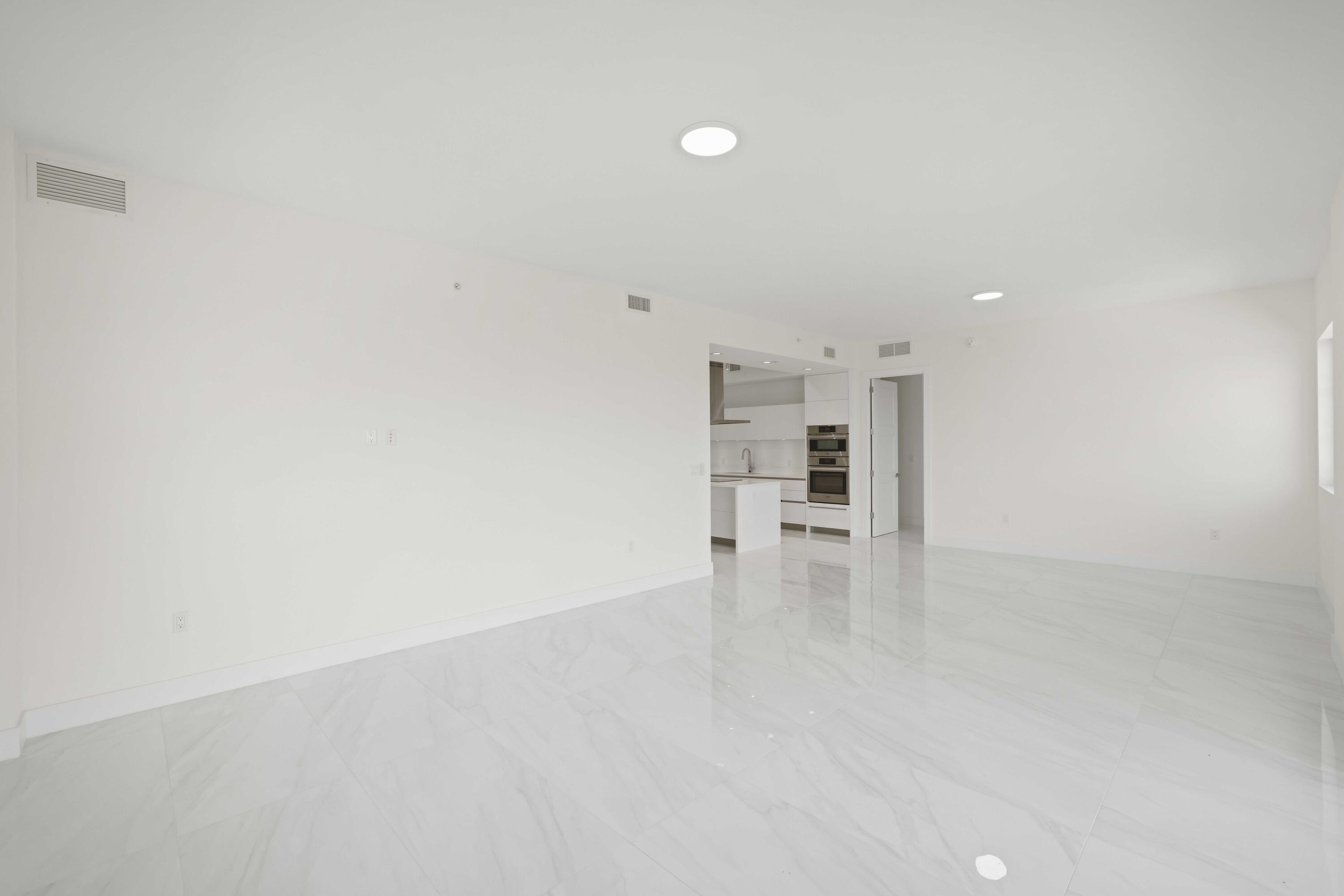 155 East Boca Raton Road, Unit 723 Boca Raton, FL 33432 - Photo 25 of 64 Tower 155 Unit 723 - 14