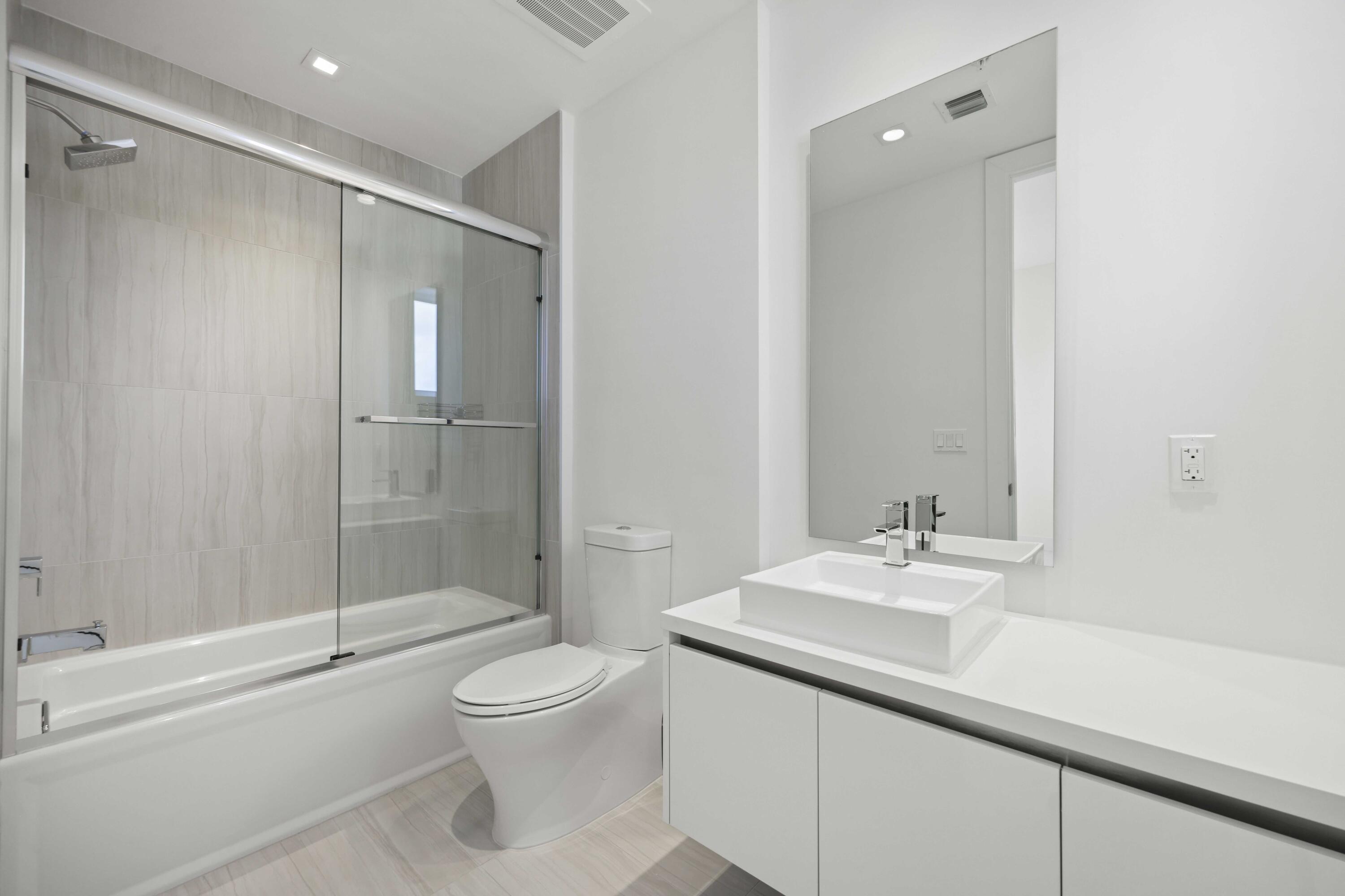 155 East Boca Raton Road, Unit 723 Boca Raton, FL 33432 - Photo 30 of 64 Tower 155 Unit 723 - 25