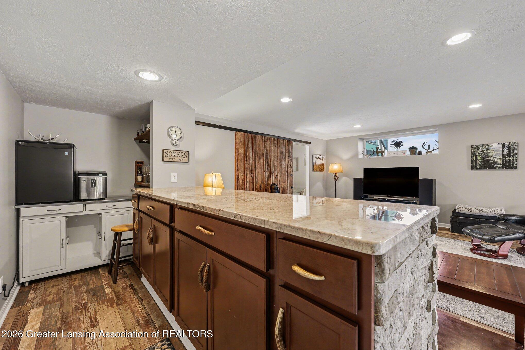 1050 Hawley Road Mason, MI 48854 - Photo 10 of 26 010_file_4997