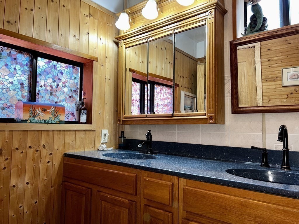 36 Sandy Pond Road Ayer, MA 01432 - Photo 11 of 42 Gallery Image 11