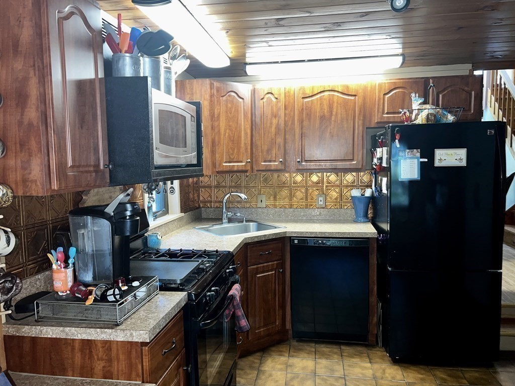 36 Sandy Pond Road Ayer, MA 01432 - Photo 21 of 42 Gallery Image 21
