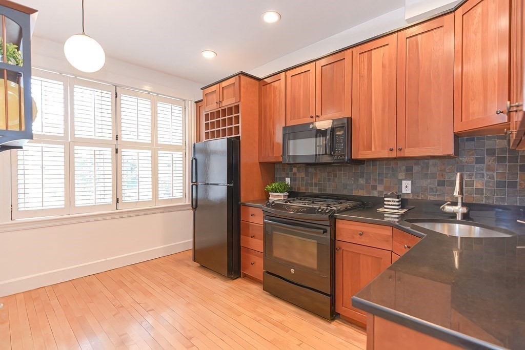 9 Corey Road, Unit 1 Brookline, MA 02445 - Photo 3 of 17