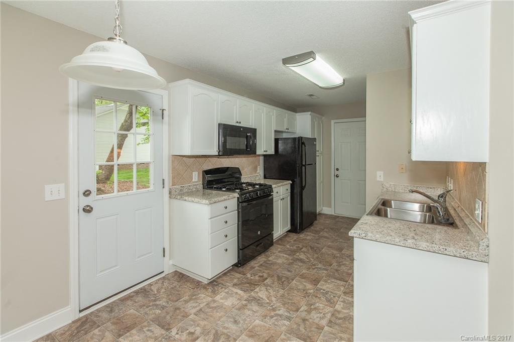 2204 Ryefield Way, Unit 16 Monroe, NC 28112 - Photo 4 of 17 Gallery Image 4