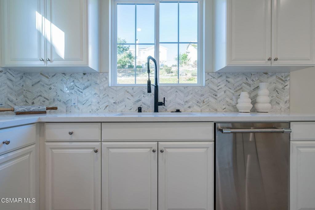 4679 Summit Avenue Simi Valley, CA 93063 - Photo 31 of 62