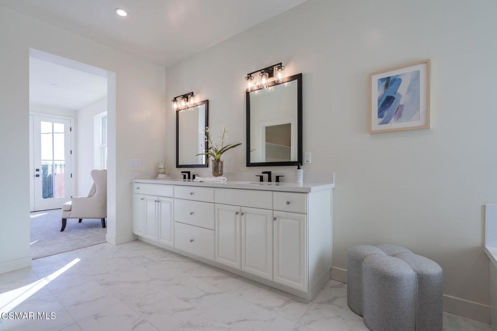 4679 Summit Avenue Simi Valley, CA 93063 - Photo 46 of 62