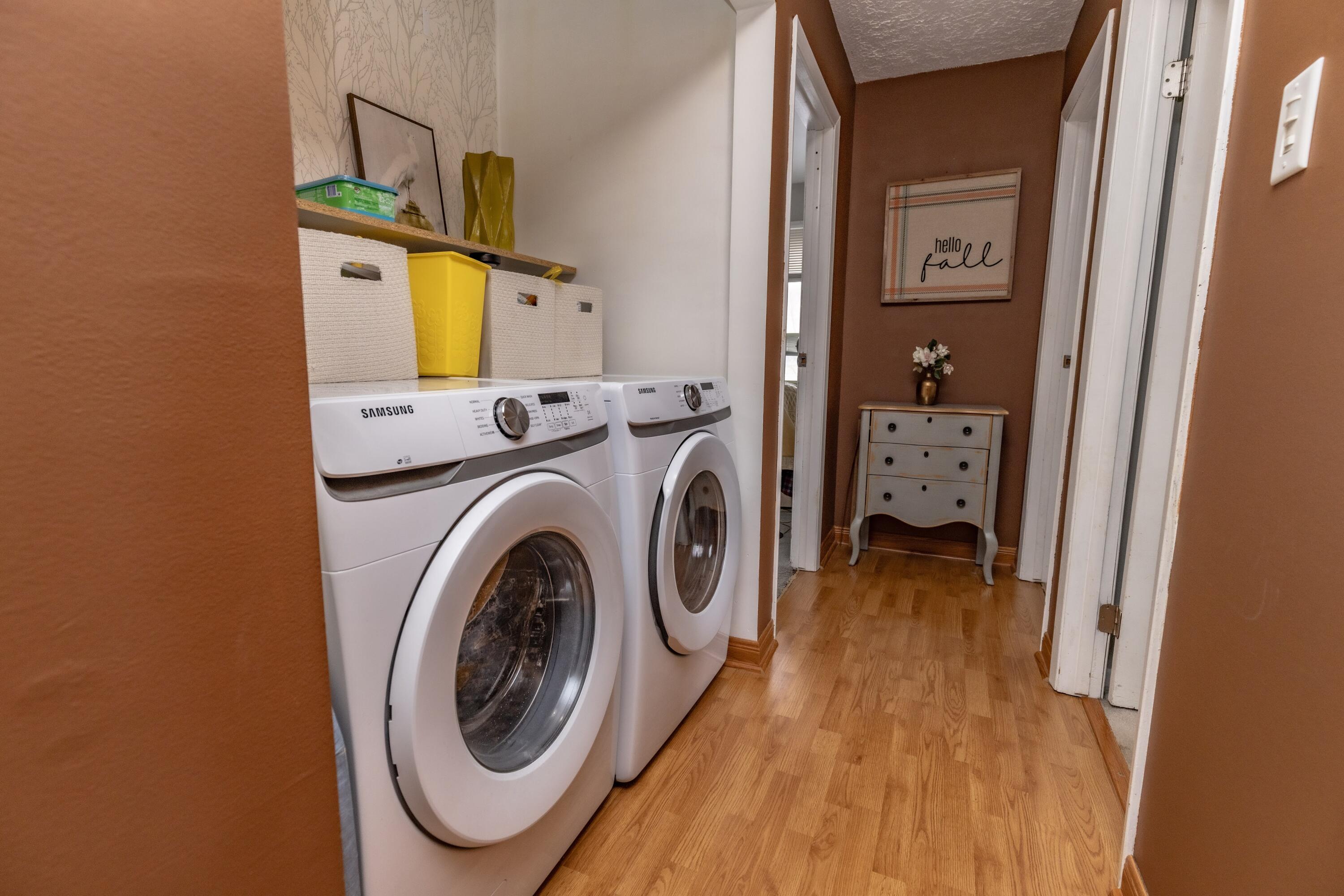 746-1 Acadia Road Valparaiso, IN 46385 - Photo 19 of 44 a utility room with dryer and washer