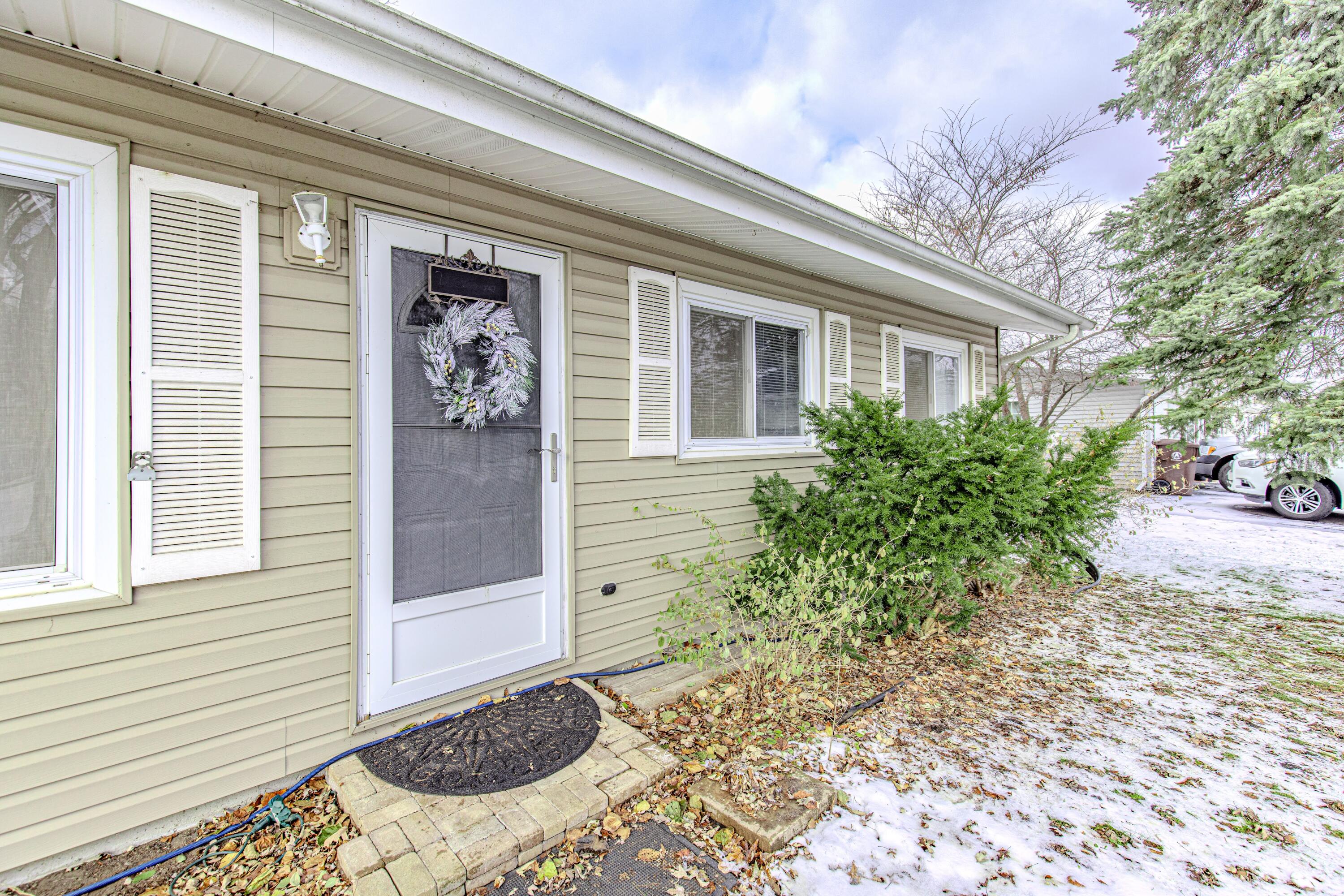 746-1 Acadia Road Valparaiso, IN 46385 - Photo 4 of 44 a view of a door of the house