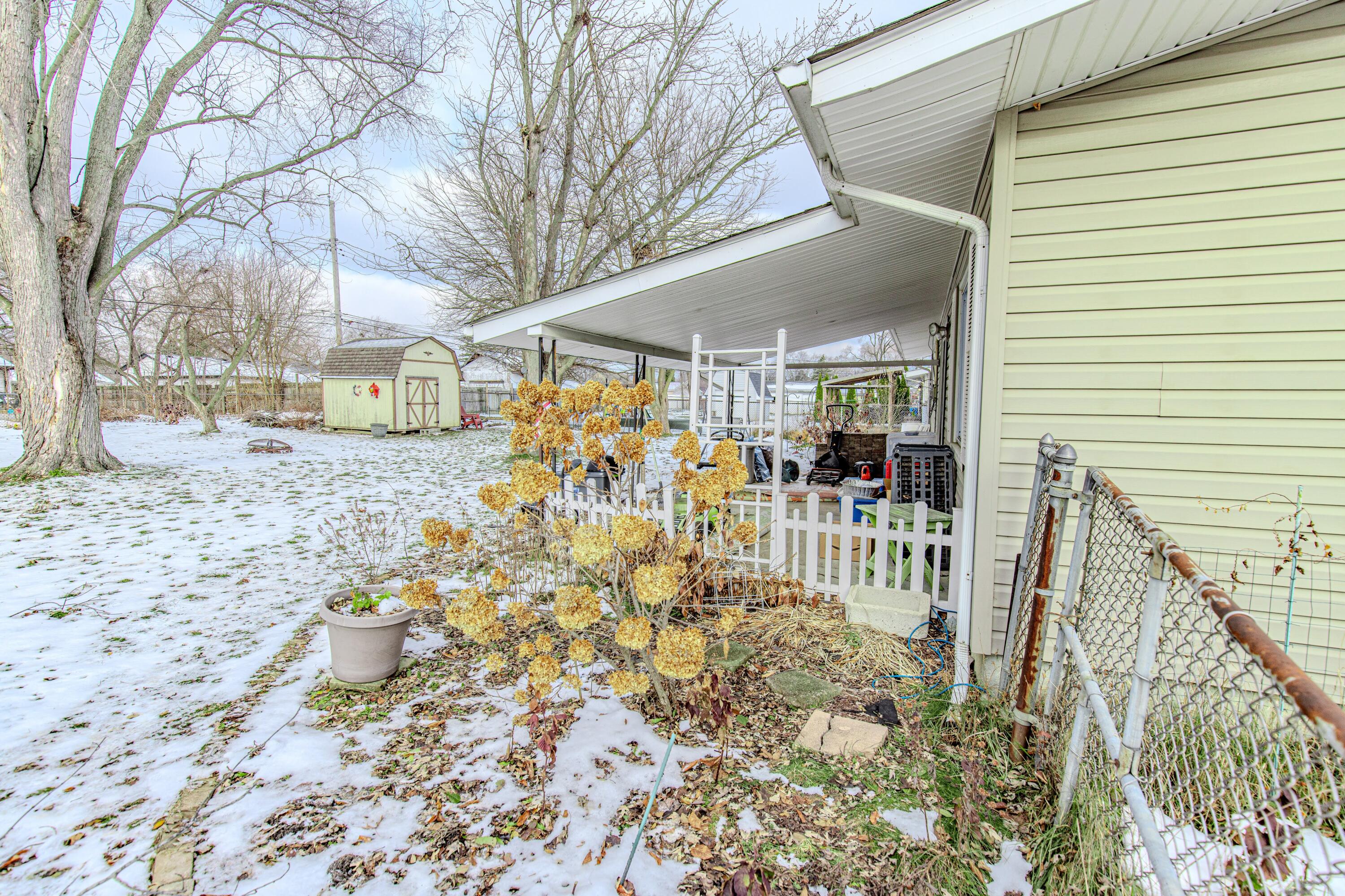 746-1 Acadia Road Valparaiso, IN 46385 - Photo 42 of 44 a view of a yard with wooden fence