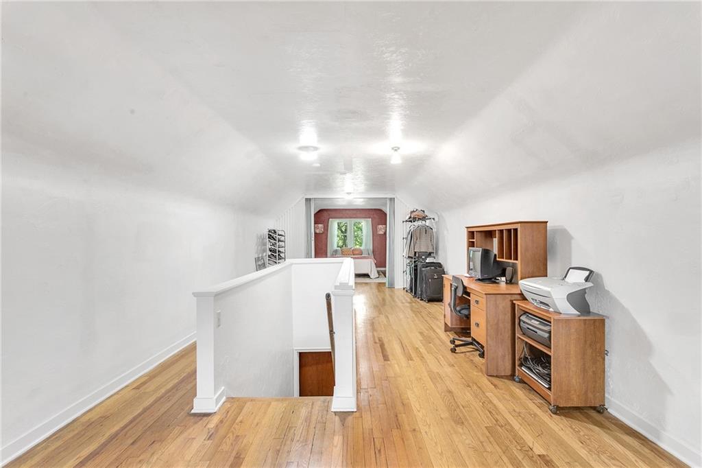 2041 Reis Run Road Pittsburgh, PA 15237 - Photo 16 of 24 Gallery Image 16