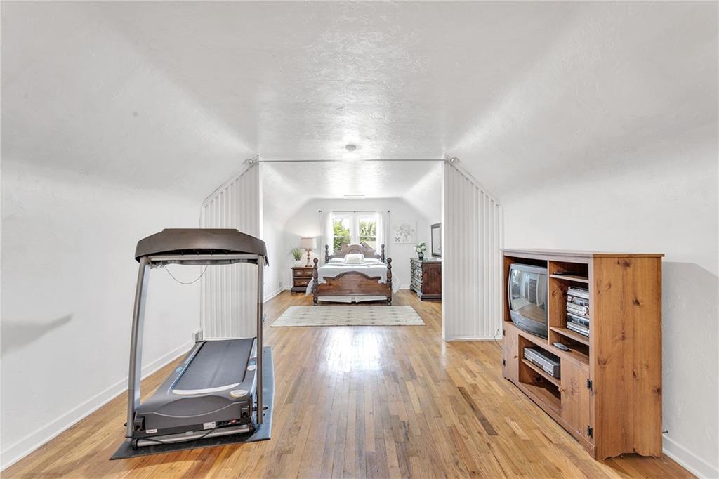 2041 Reis Run Road Pittsburgh, PA 15237 - Photo 18 of 24 Gallery Image 18