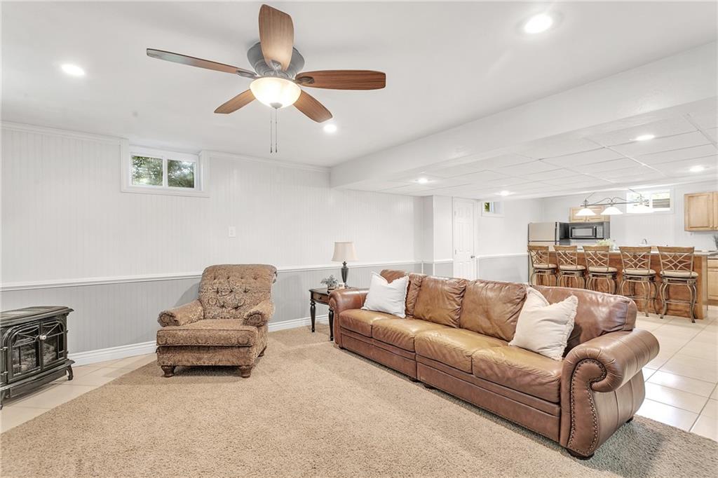 2041 Reis Run Road Pittsburgh, PA 15237 - Photo 21 of 24 Gallery Image 21