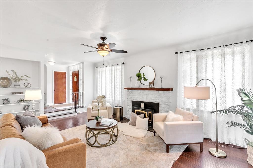 2041 Reis Run Road Pittsburgh, PA 15237 - Photo 8 of 24 Gallery Image 8