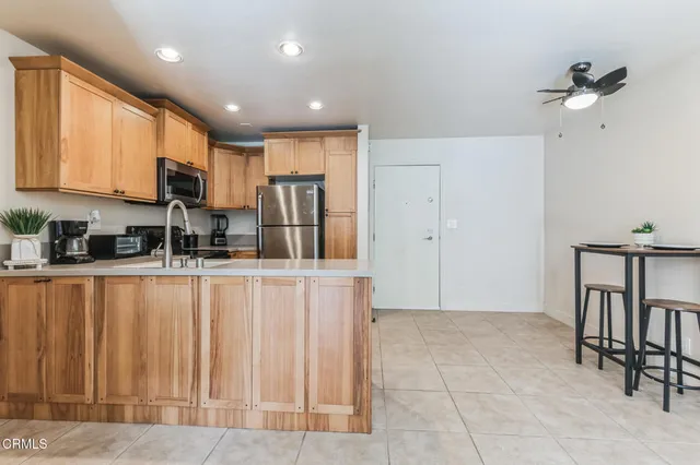 $359,000 | 5585 Pacific Coast Highway, Unit 132, Long Beach, CA 90804