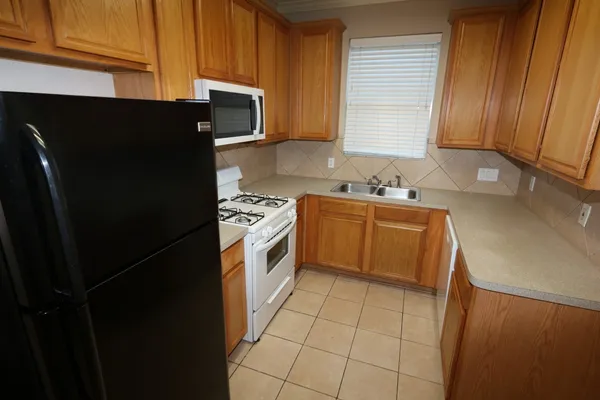 $1,595 | 13419 Forest Pines Village Lane, Houston, TX 77067