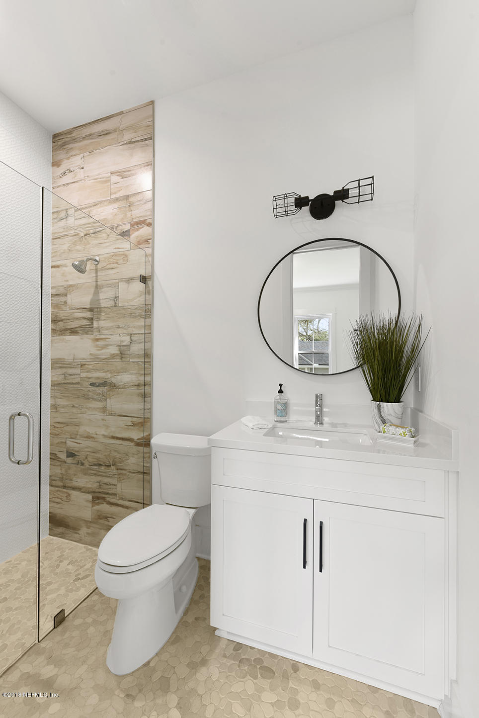 1213 Neck Road Ponte Vedra Beach, FL 32082 - Photo 32 of 48 ZD. Downstairs Guest Suite Bath with Wal