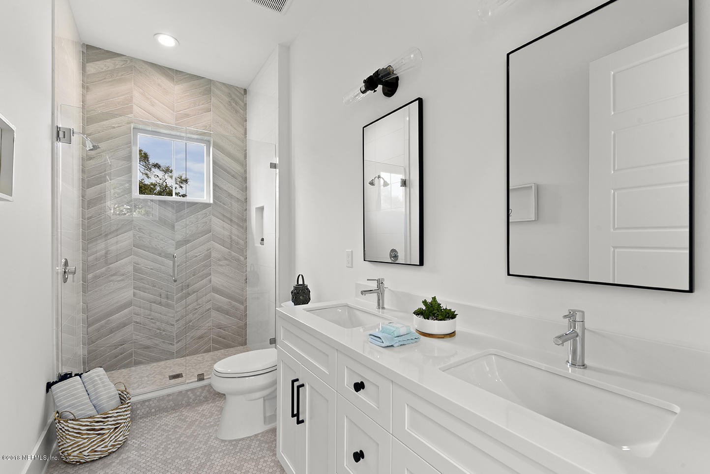 1213 Neck Road Ponte Vedra Beach, FL 32082 - Photo 45 of 48 ZP. Upstairs Bathroom with Walk In Showe