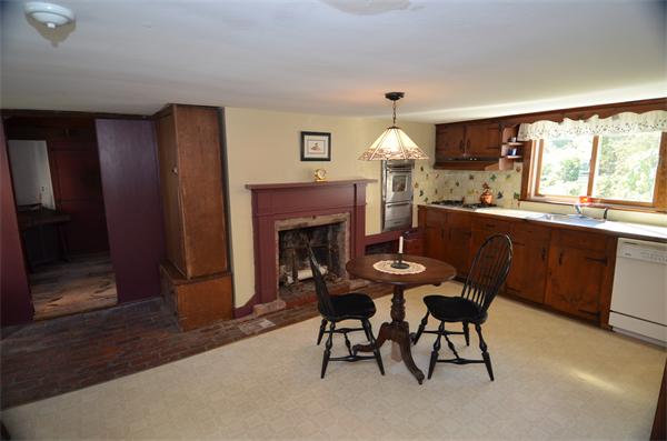 283 Ballville Road Bolton, MA 01740 - Photo 9 of 23