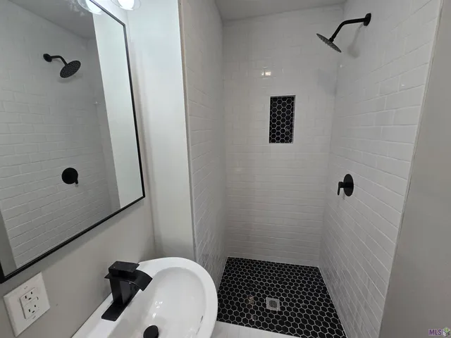 $195,000 | 8815 Cedar Glen Drive, Baton Rouge, LA 70811