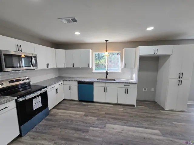 $195,000 | 8815 Cedar Glen Drive, Baton Rouge, LA 70811