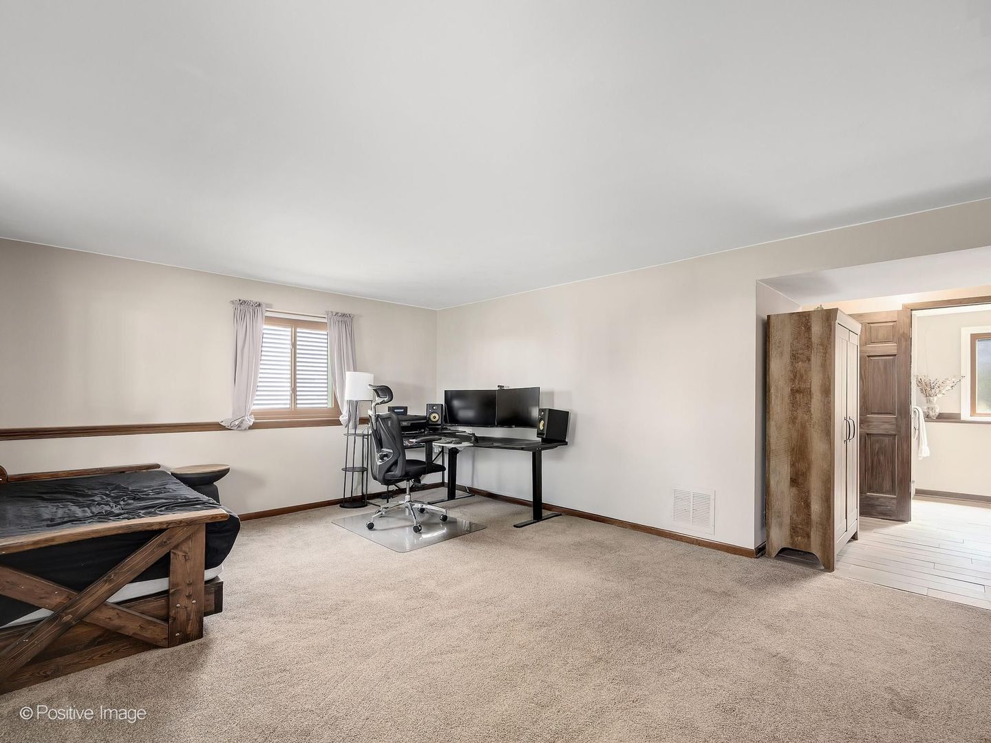 637 North Ellsworth Avenue Addison, IL 60101 - Photo 16 of 26