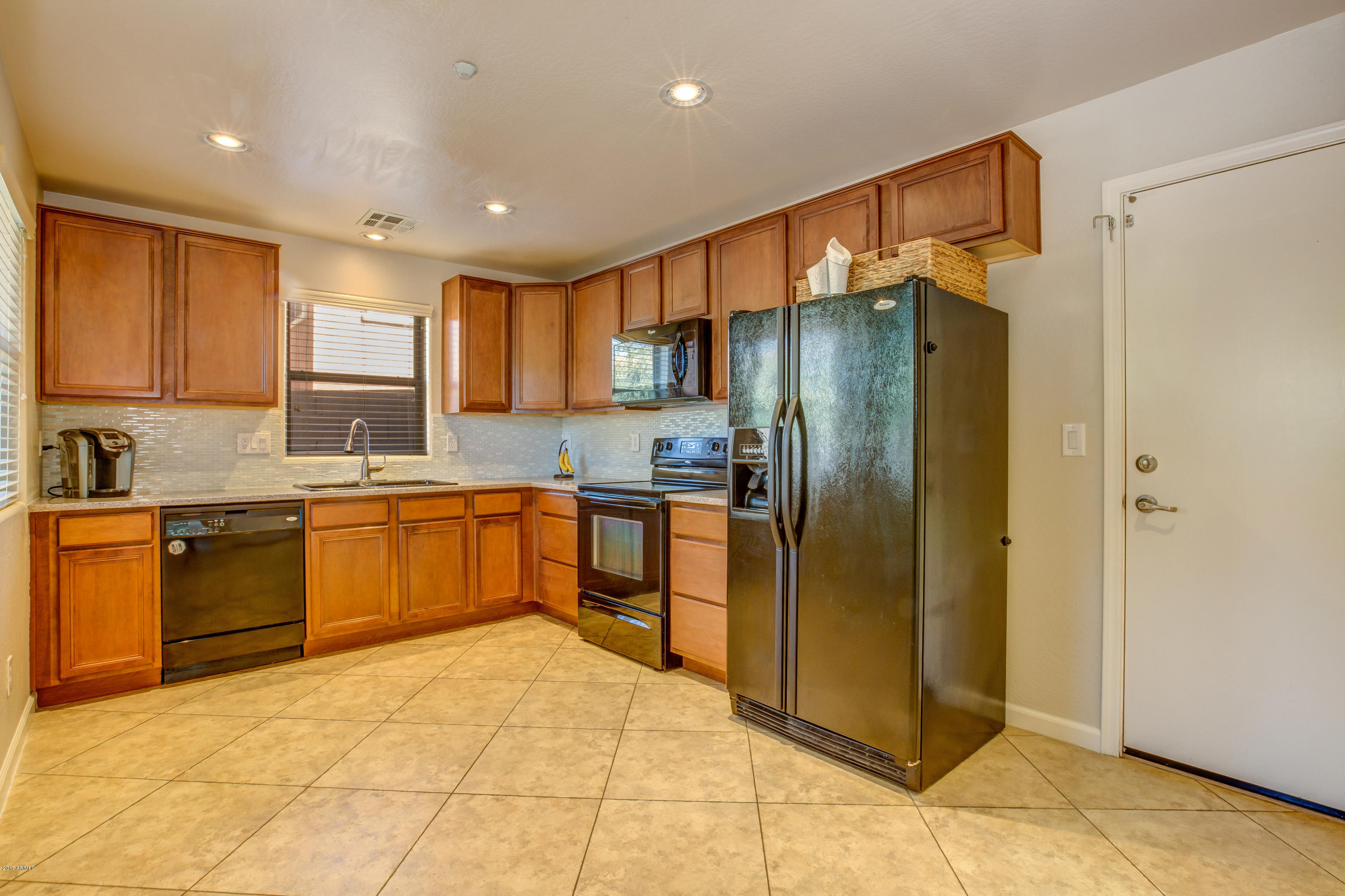 1712 South Martingale Road Gilbert, AZ 85295 - Photo 7 of 31 Upgraded Kitchen
