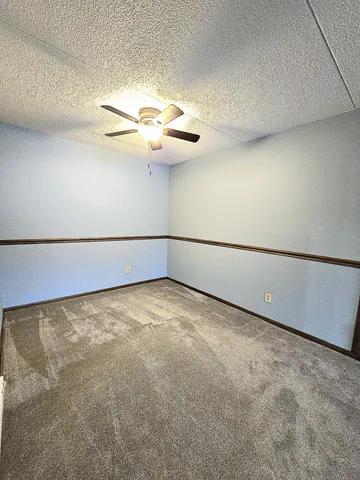 $165,000 | 2455 Londin Lane East, Unit 117, Maplewood, MN 55119