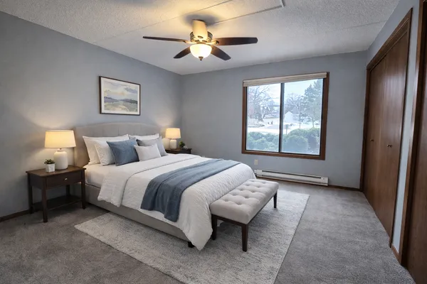 $159,900 | 2455 Londin Lane East, Unit 117, Maplewood, MN 55119