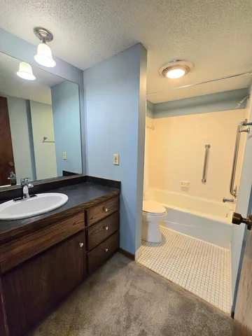 $165,000 | 2455 Londin Lane East, Unit 117, Maplewood, MN 55119