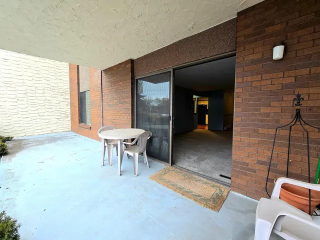 $165,000 | 2455 Londin Lane East, Unit 117, Maplewood, MN 55119