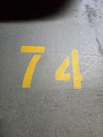 $159,900 | 2455 Londin Lane East, Unit 117, Maplewood, MN 55119