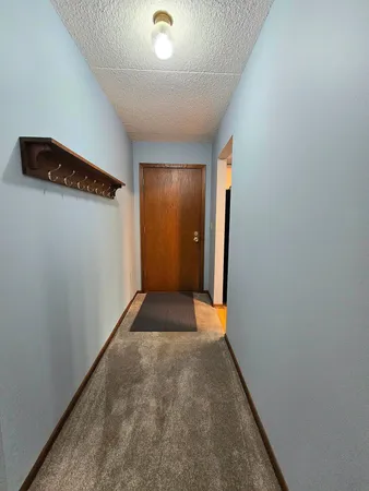 $159,900 | 2455 Londin Lane East, Unit 117, Maplewood, MN 55119