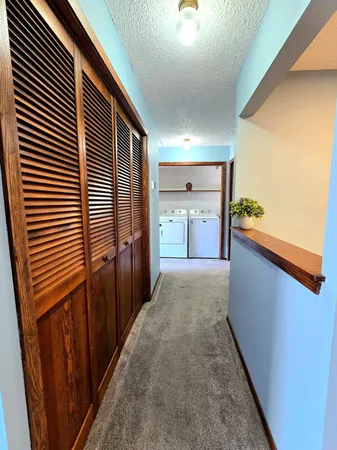 $159,900 | 2455 Londin Lane East, Unit 117, Maplewood, MN 55119