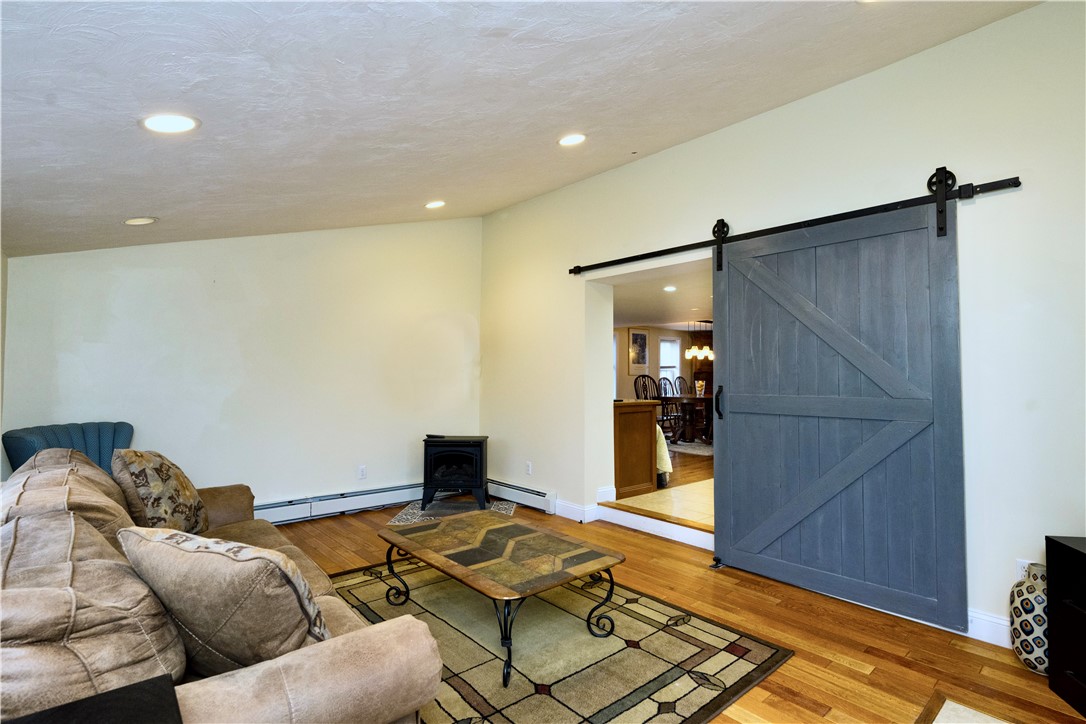 182 Hines Road Cumberland, RI 02864 - Photo 8 of 20