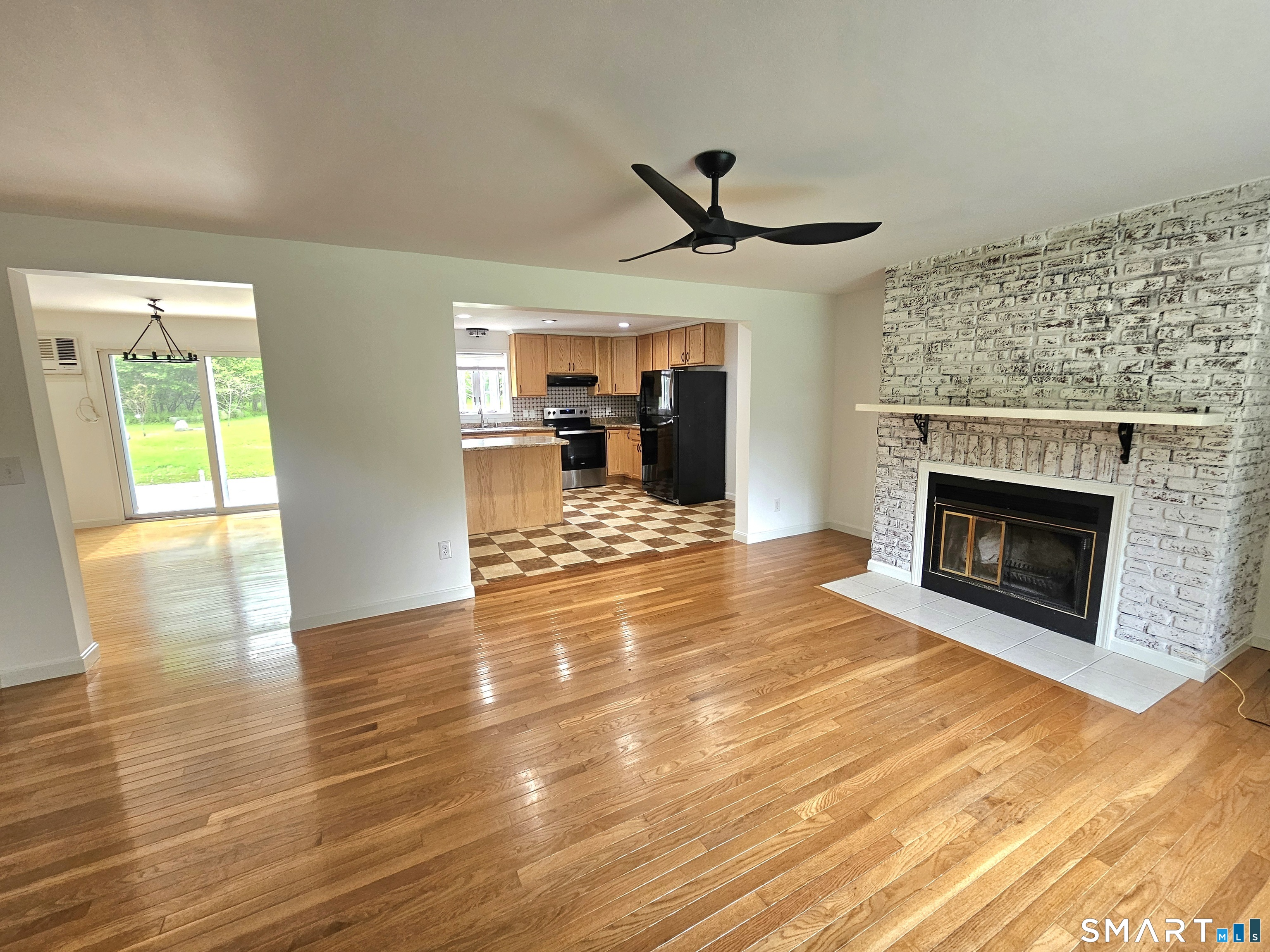 81 Bailey Hill Road Killingly, CT 06239 - Photo 12 of 37