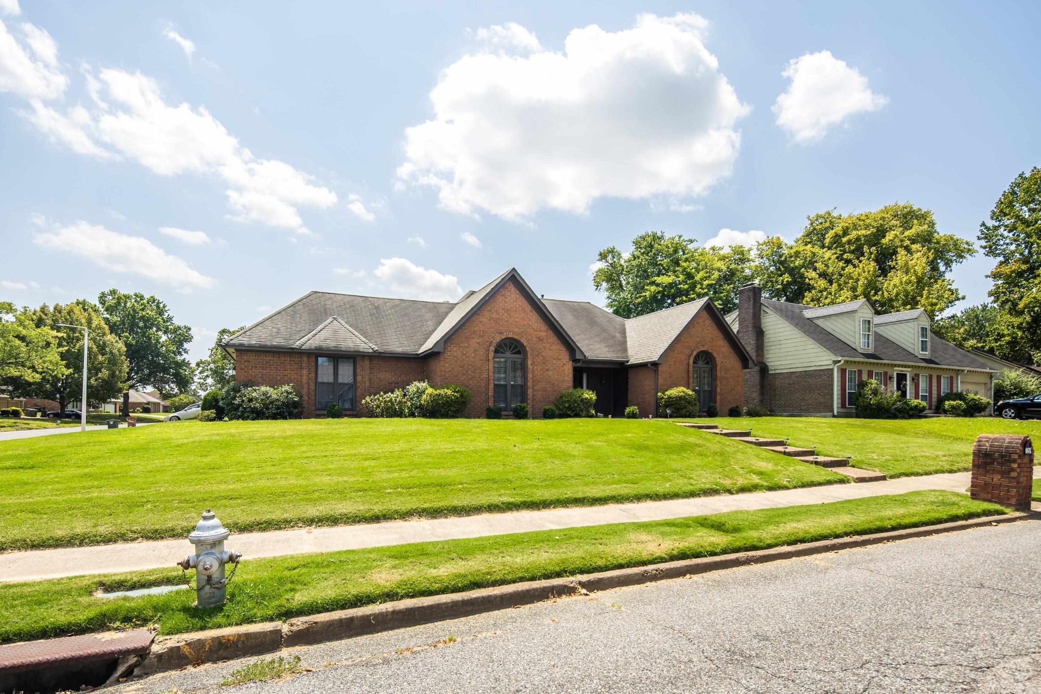 7291 Barnstable Road Memphis, TN 38125 - Photo 2 of 18 Gallery Image 2
