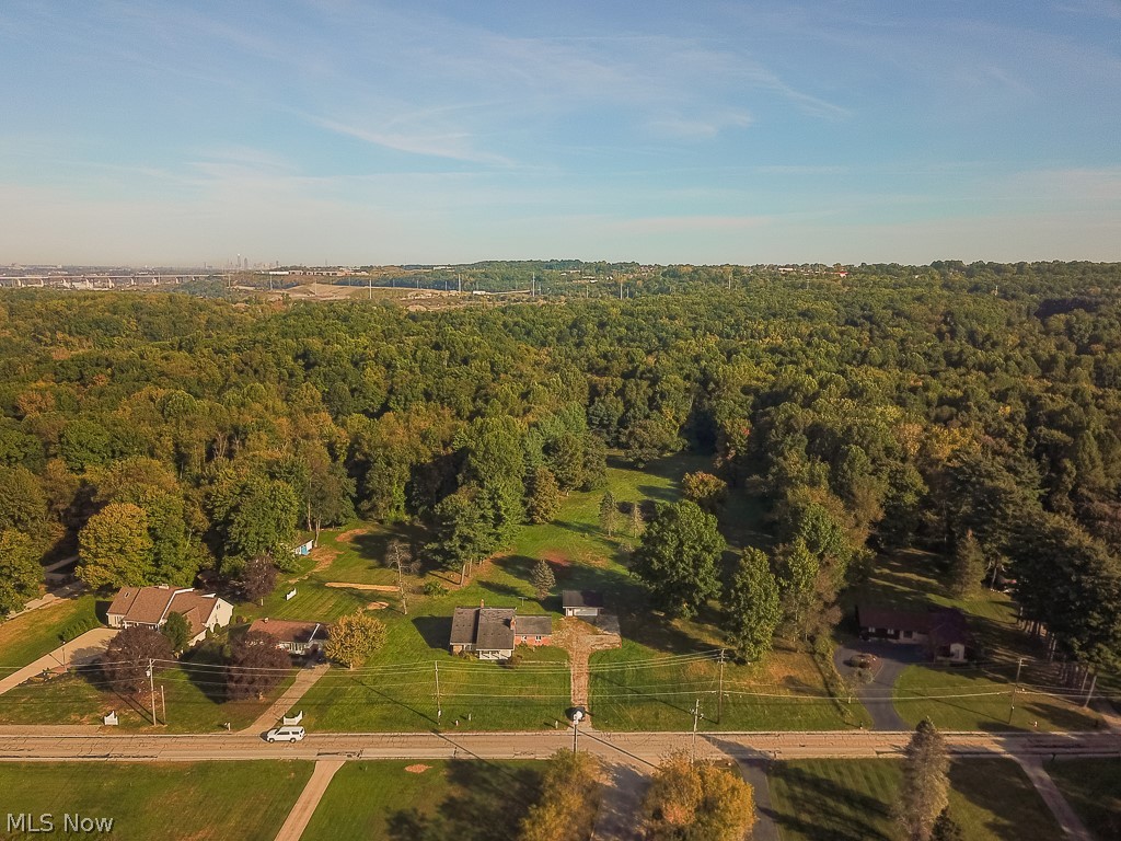 Schreiber Rd Valley View Cleveland, OH 44125 - Photo 15 of 17 Gallery Image 15