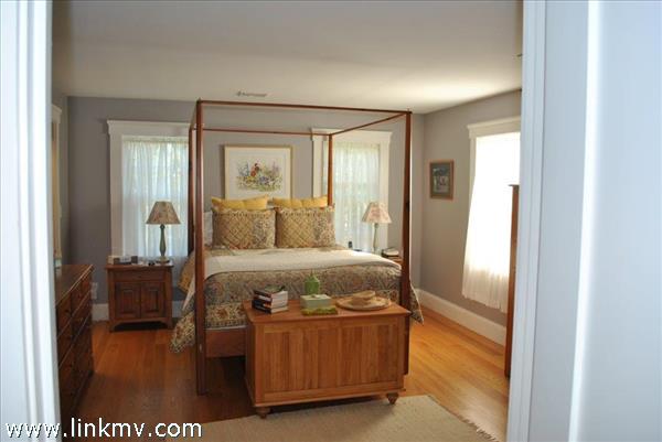 666 Old County Road West Tisbury, MA 02568 - Photo 11 of 28 Gallery Image 11