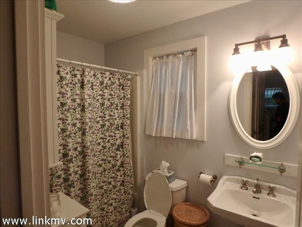 666 Old County Road West Tisbury, MA 02568 - Photo 24 of 28 Gallery Image 24